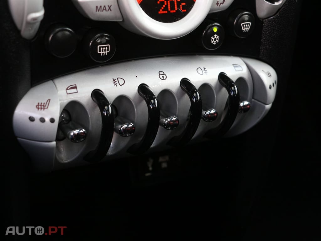 MINI Cooper John Cooper Works