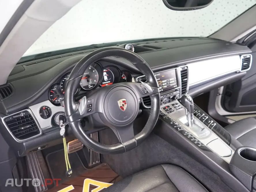 Porsche Panamera S Hybrid