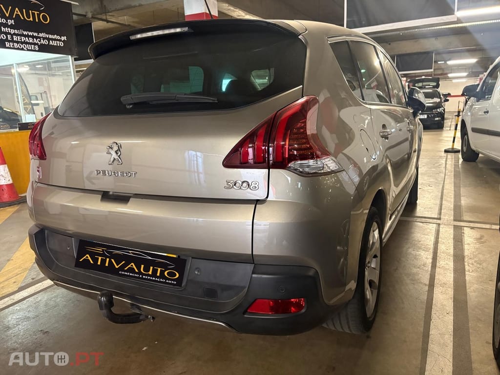 Peugeot 3008 2.0 HDi Hybrid4