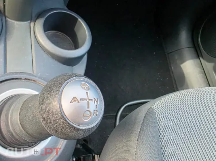 Mitsubishi Colt 1.3 Invite CA