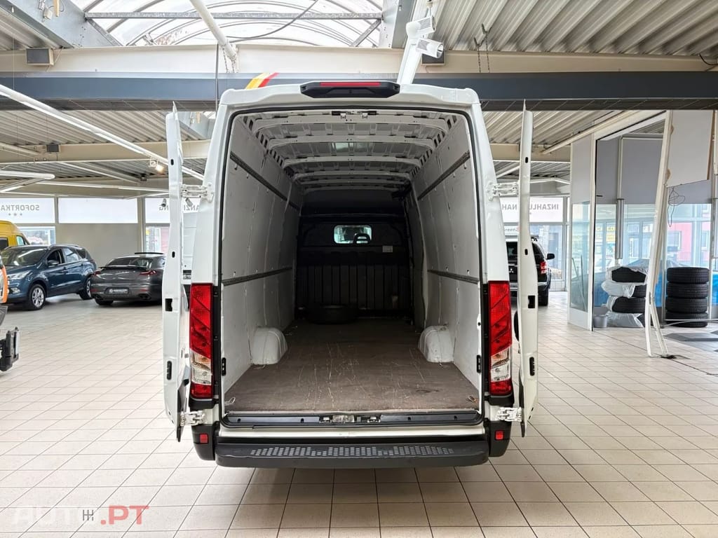 Iveco Daily 2.3 35S16H 4100 CD