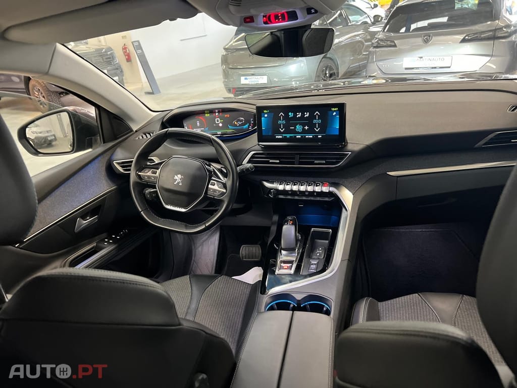 Peugeot 3008 1.6 Hybrid Allure Pack e-EAT8