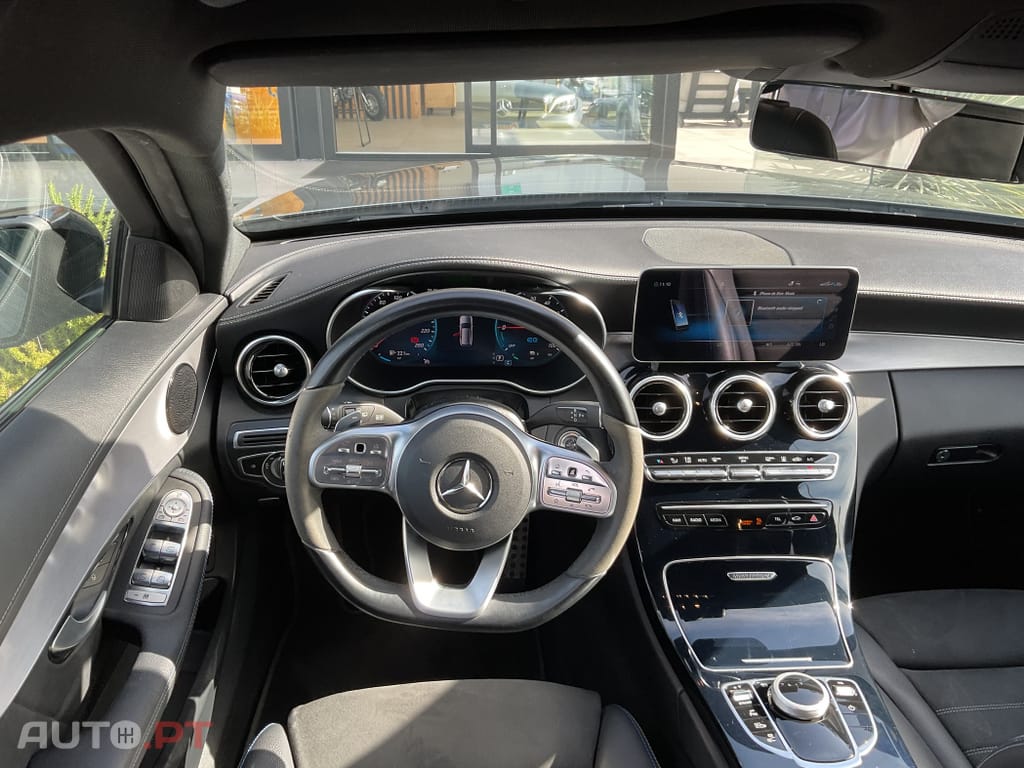 Mercedes-Benz C 300 de AMG Line
