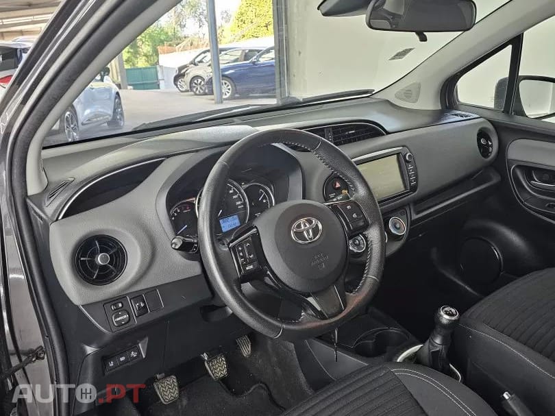 Toyota Yaris 1.0 VVT-i Comfort