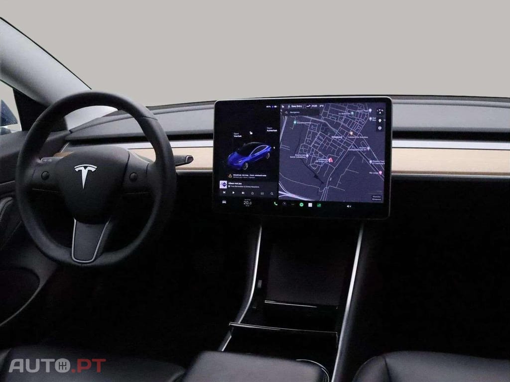 Tesla Model 3 I.V.A DEDUTÍVEL Standard RWD Plus AUTOPILOT