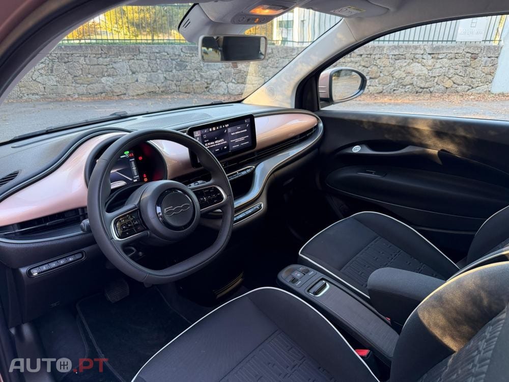 Fiat 500e 42kWh C la Prima (by Bocelli)
