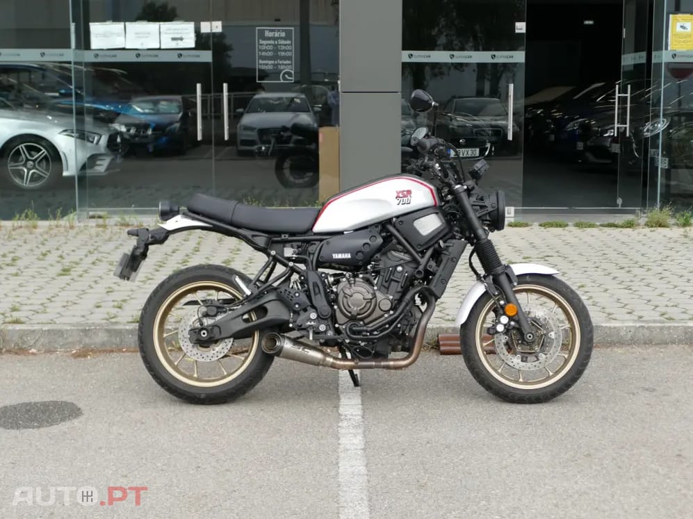 Yamaha XSR 700 Tribute