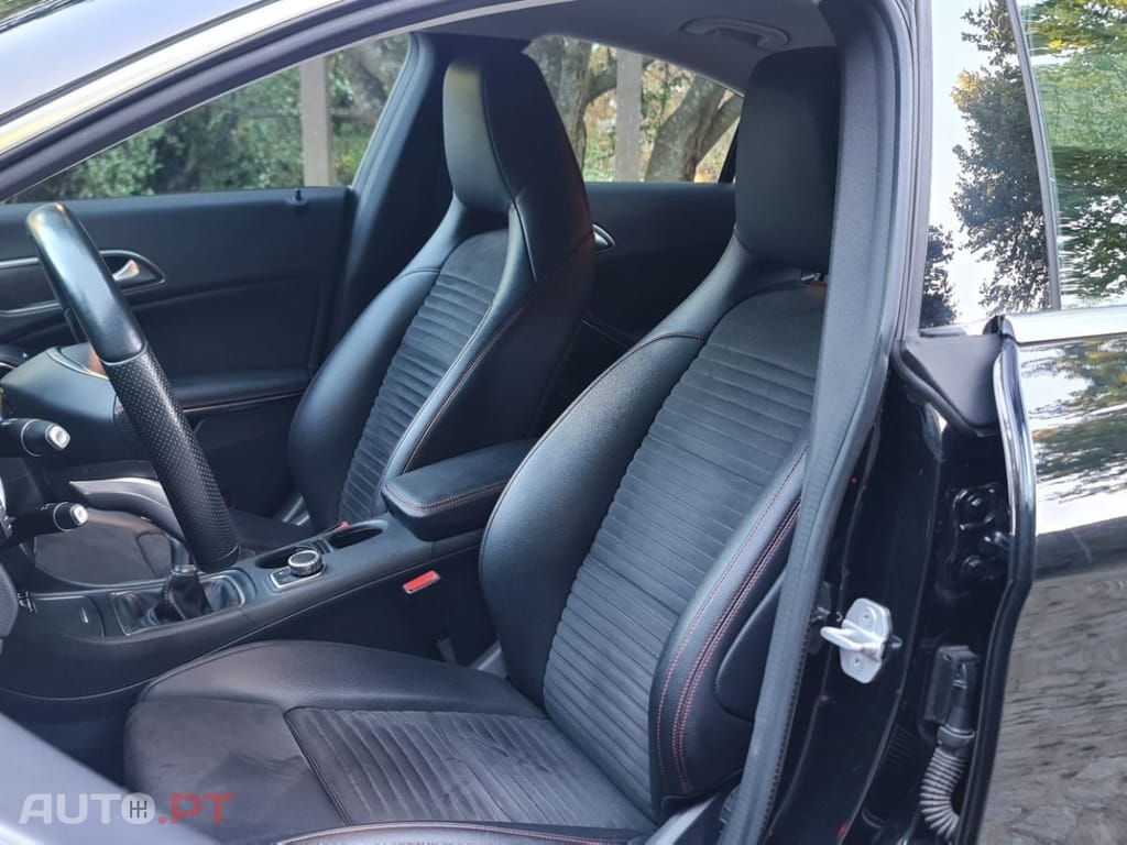 Mercedes-Benz CLA 180 d AMG Line