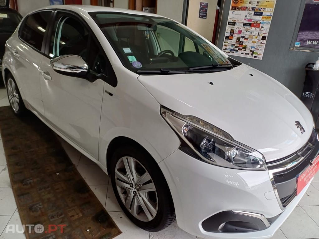 Peugeot 208 1.2 PureTech Style