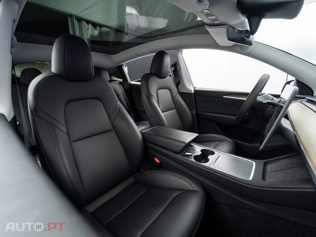 Tesla Model Y Tração Traseira