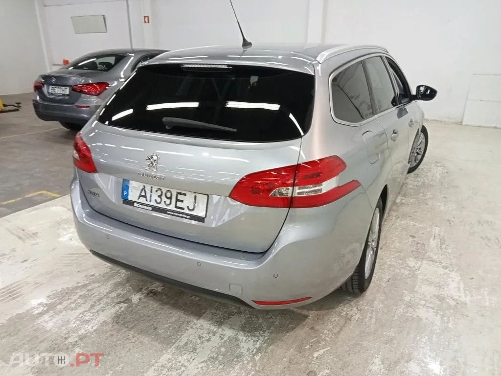 Peugeot 308 SW 1.2 PureTech Allure