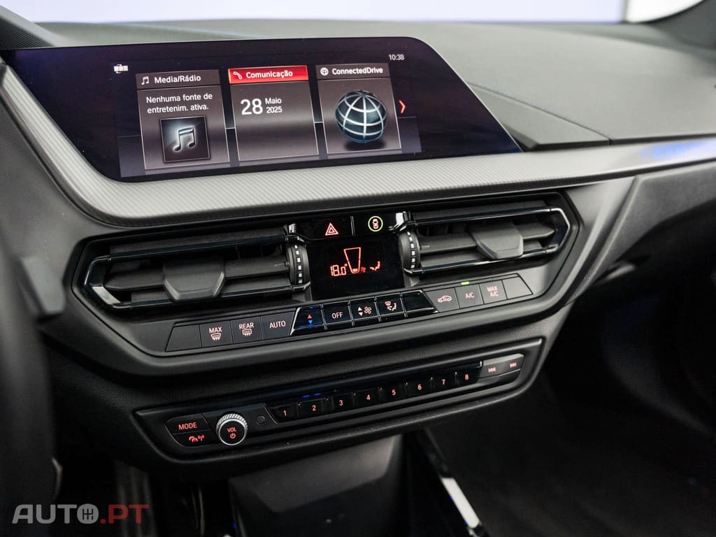 BMW 118 i Pack Desportivo M Auto