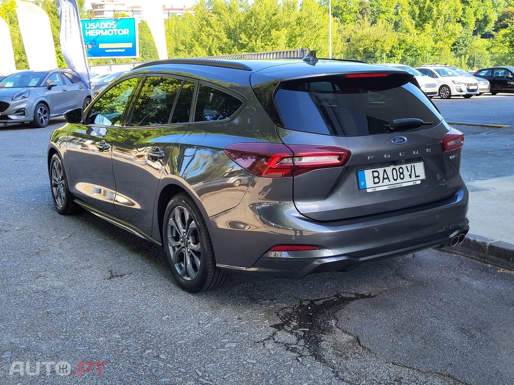 Ford Focus SW 1.0 EcoBoost MHEV ST-Line X