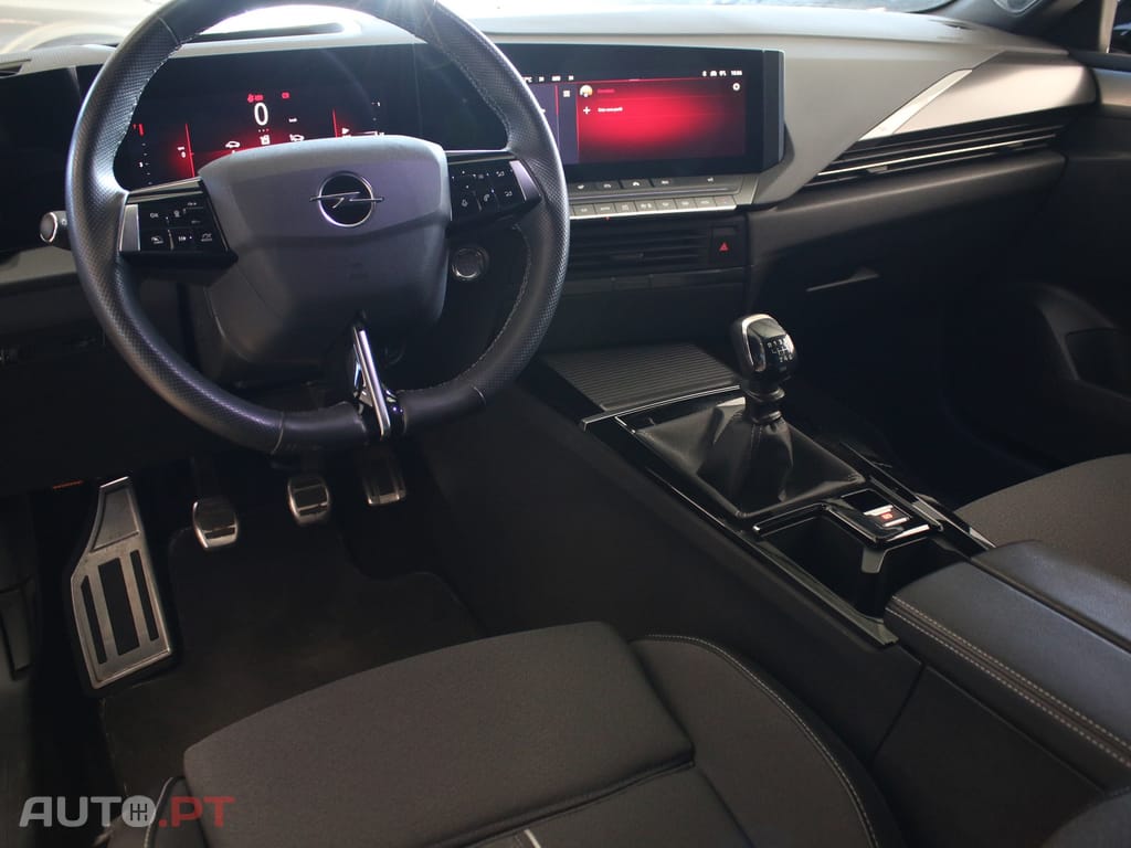 Opel Astra 1.2 T GS Line S/S