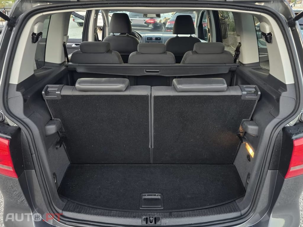 Volkswagen Touran 1.6 TDi Blue.Confortline 7L
