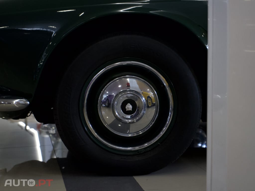 Jaguar XJ6 2.8