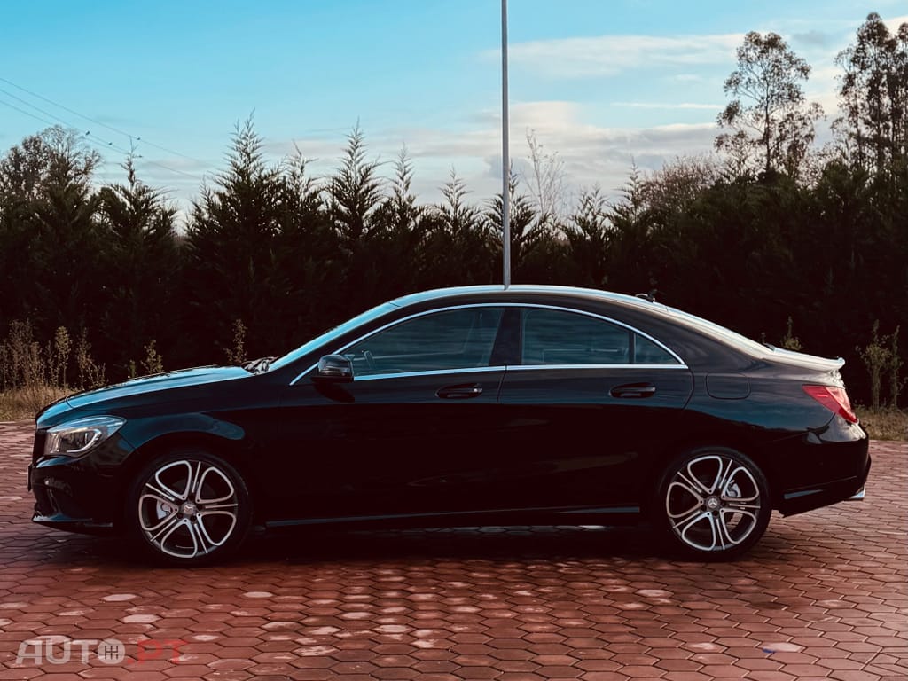 Mercedes-Benz CLA 220 CDi Urban Aut.111g
