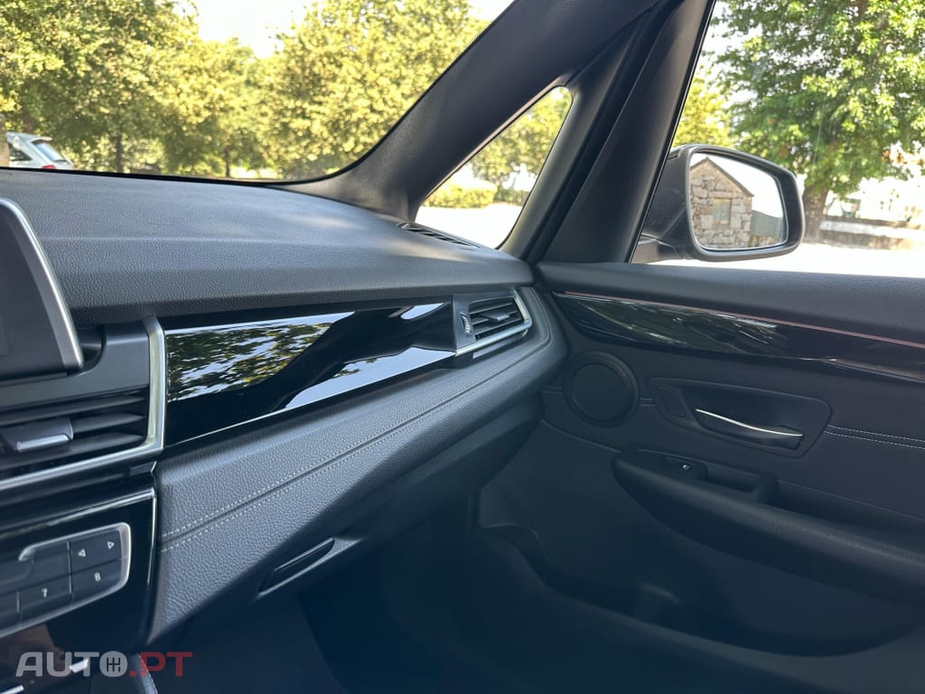 BMW 225 xe Line Sport
