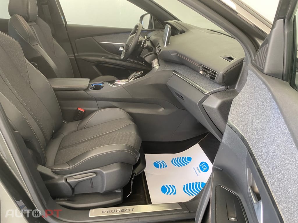 Peugeot 3008 1.6 Hybrid GT Line e-EAT8