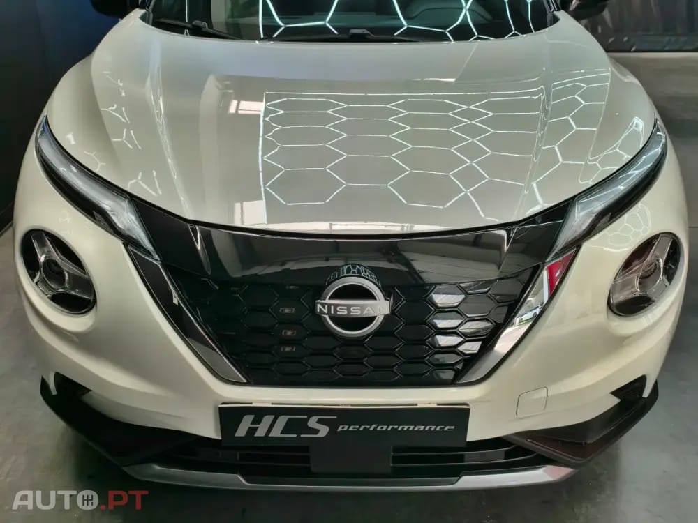 Nissan Juke 1.6 Hybrid N-Design Black