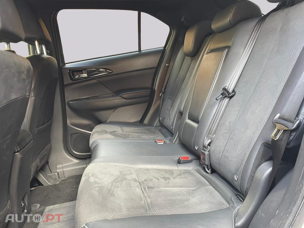 Mitsubishi Eclipse Cross 2.4 Plus Select 4WD hYBRID 