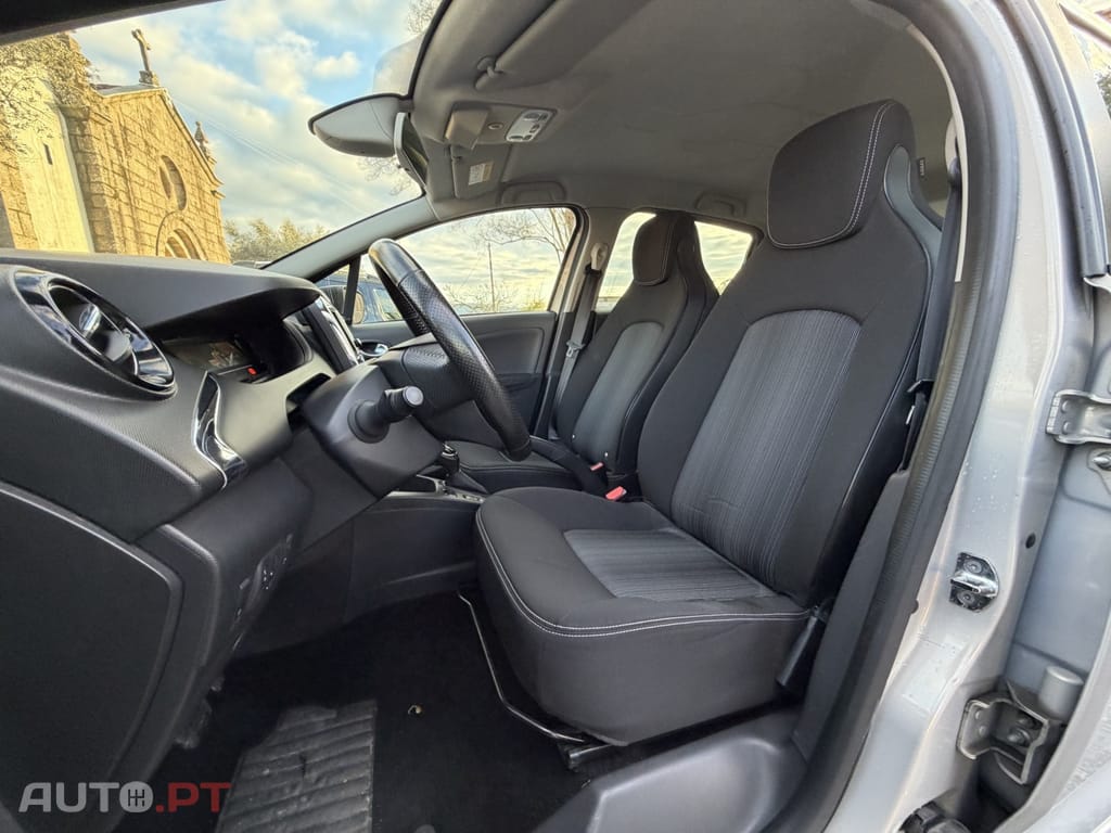 Renault Zoe (c/ Bateria) 41 kwh Life