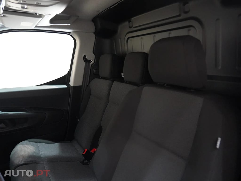 Peugeot E-Partner 50 kWh M Standard