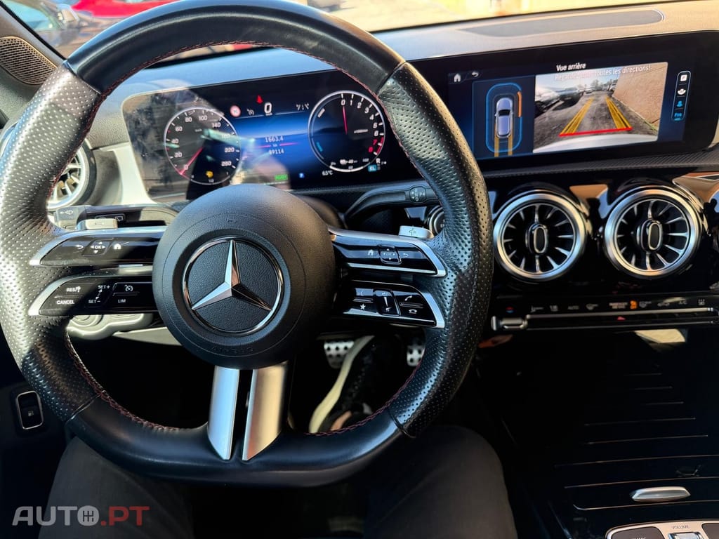 Mercedes-Benz A 250 e AMG LINE