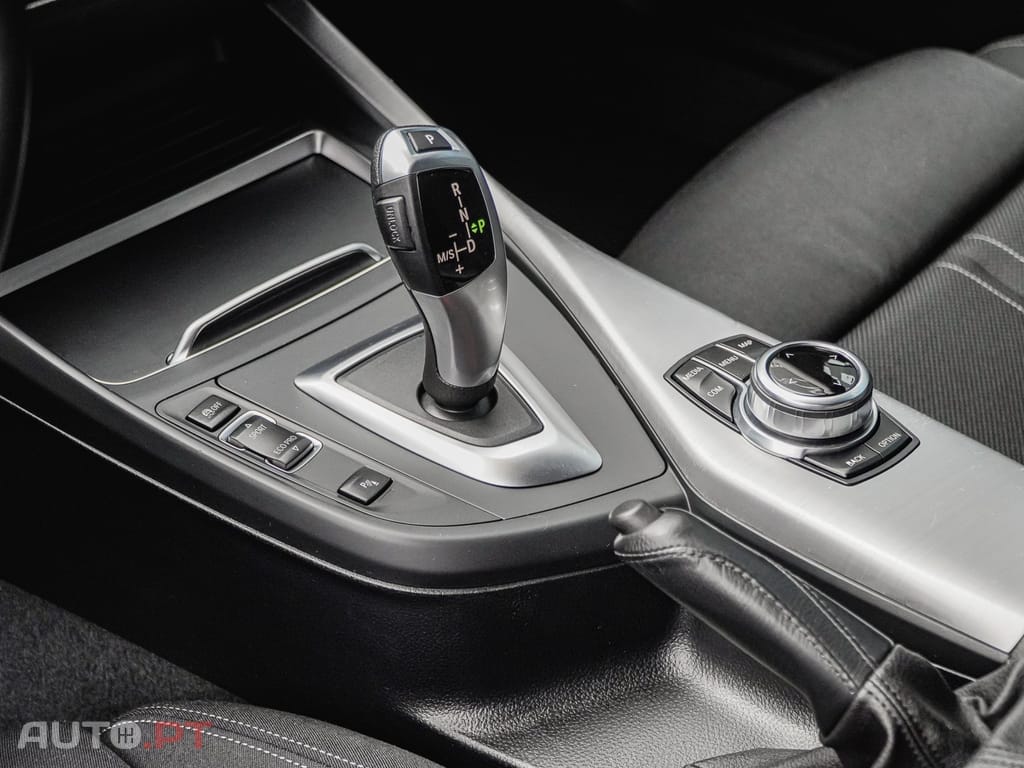 BMW 218 d Coupé Pack M Look M2