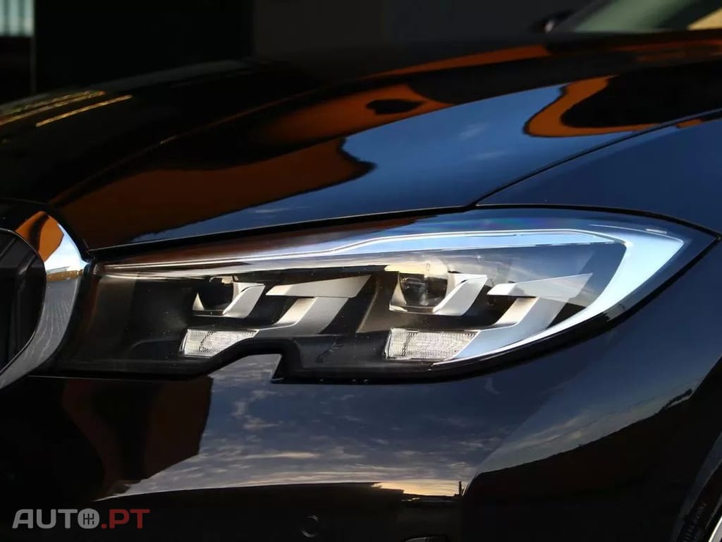 BMW 318 d Line Sport Auto