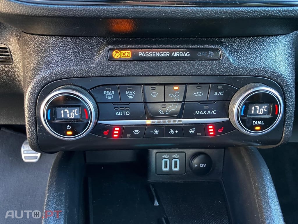 Ford Focus 1.0 EcoBoost Hybrid ST-LINE