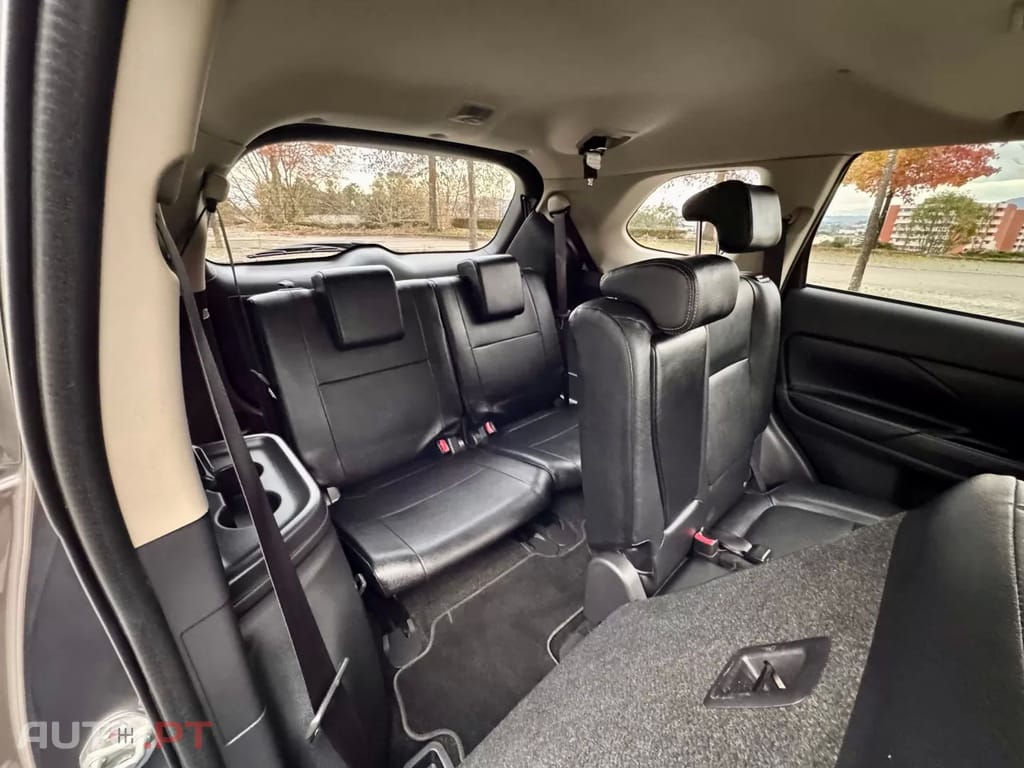 Mitsubishi Outlander 2.2 DI-D Intense