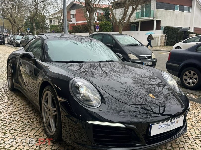 Porsche 911 Carrera 4 PDK