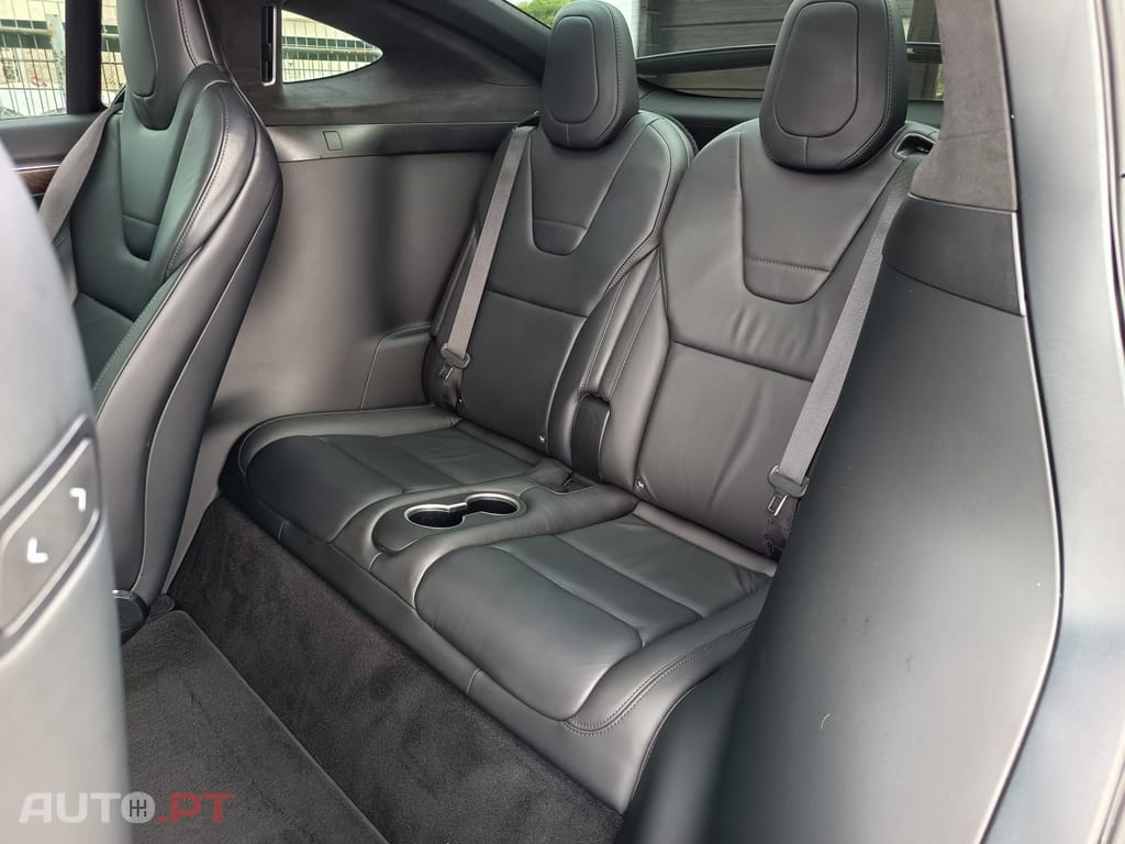 Tesla Model X 100D
