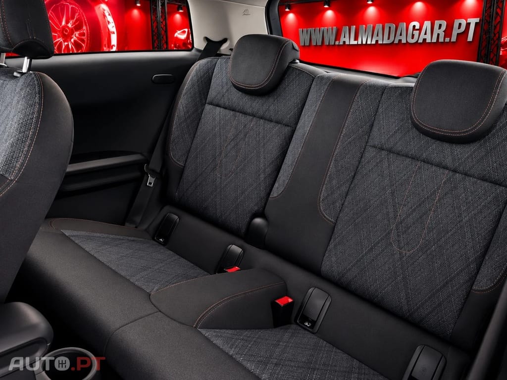 MINI Cooper C Essential