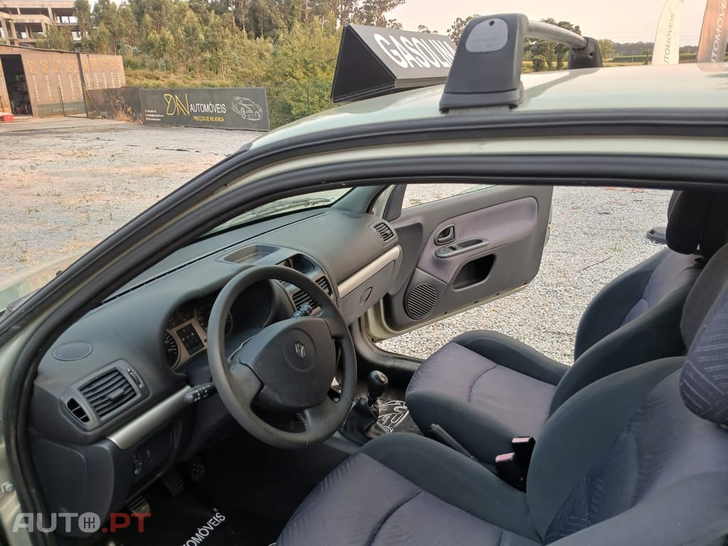 Renault Clio 1.2 16v