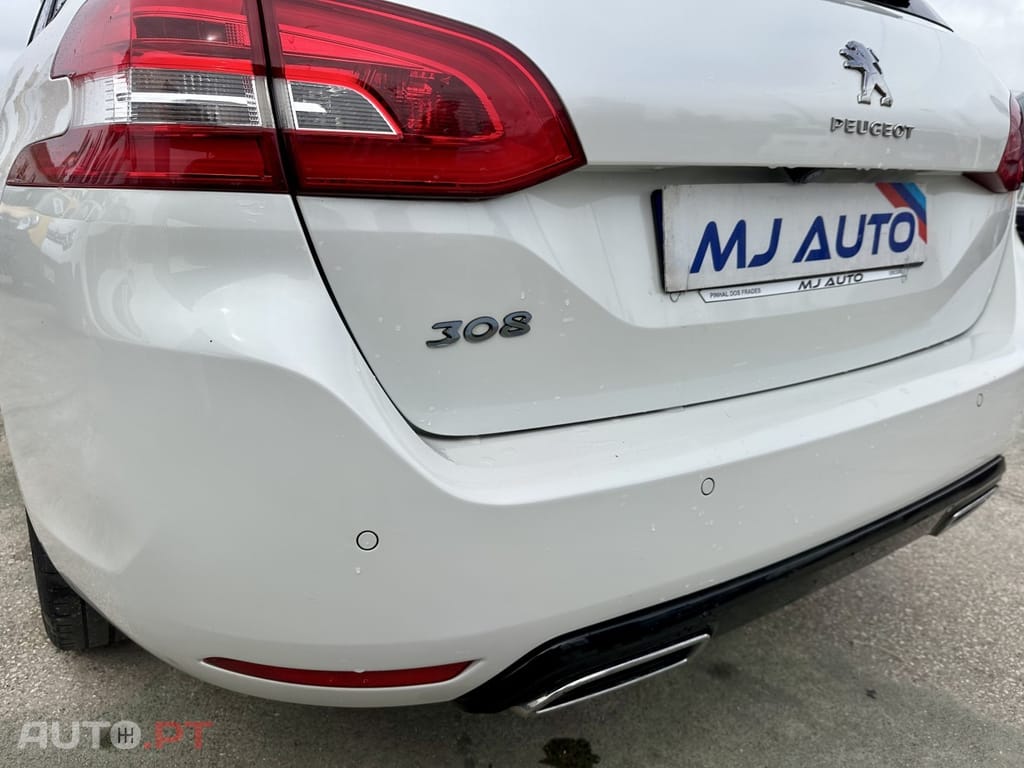 Peugeot 308 1.6 BlueHDi Allure J17
