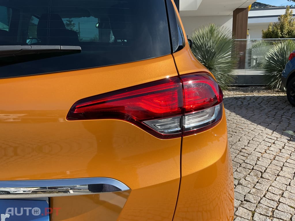 Renault Scénic 1.3 TCe Bose Edition