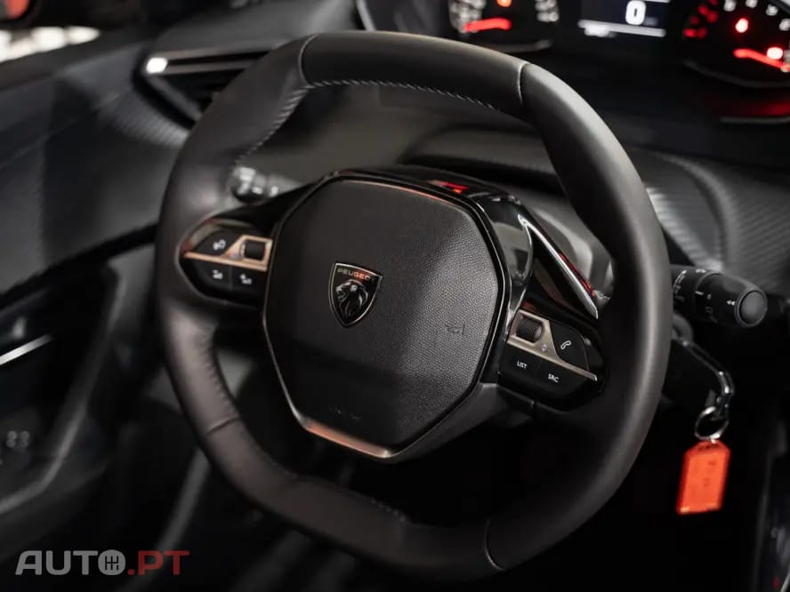Peugeot 2008 1.2 PureTech Style