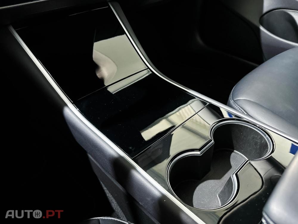 Tesla Model 3 Performance AWD