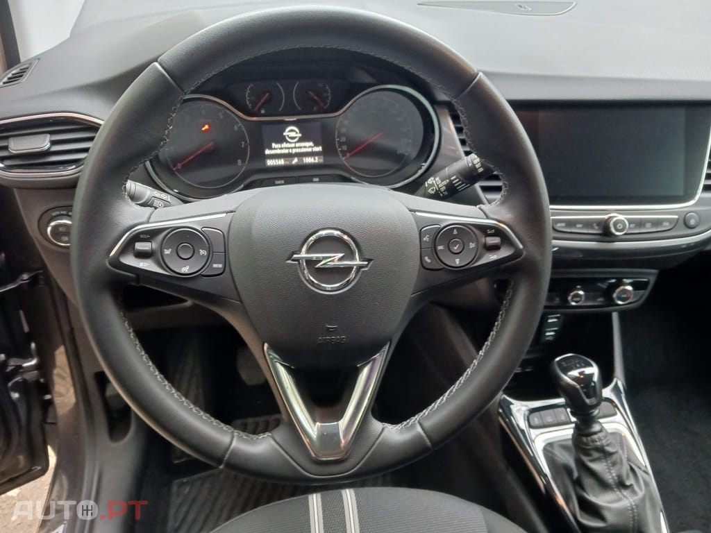 Opel Crossland 1.2 T Design & Tech
