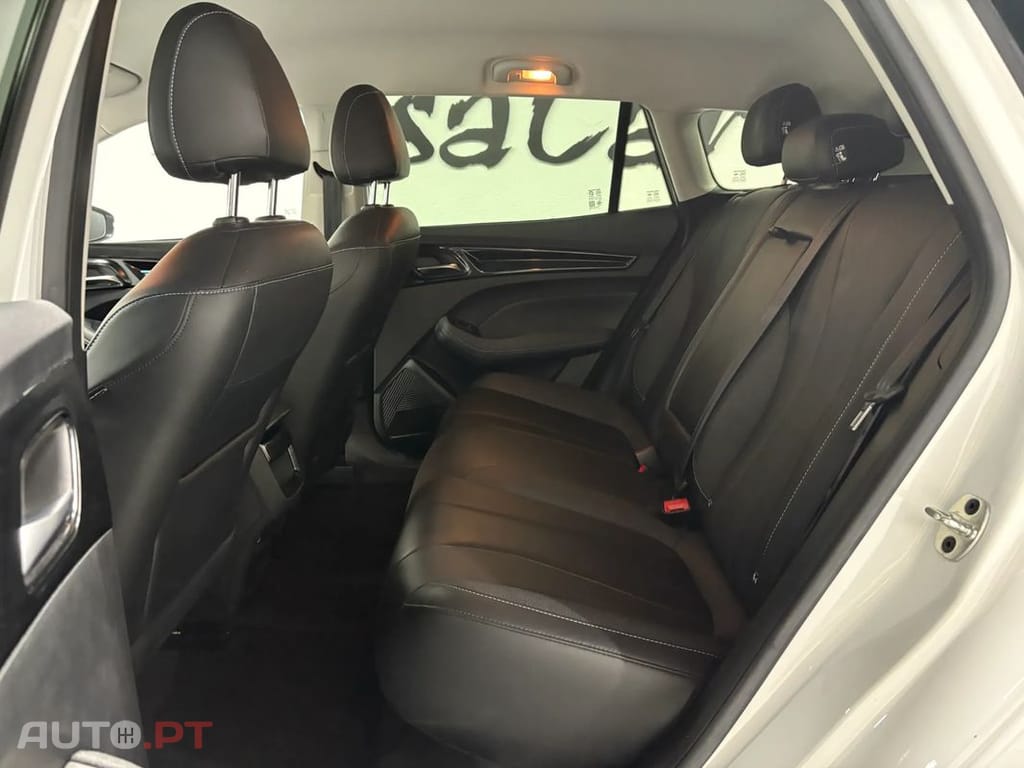 MG MG5 61 kWh Luxury