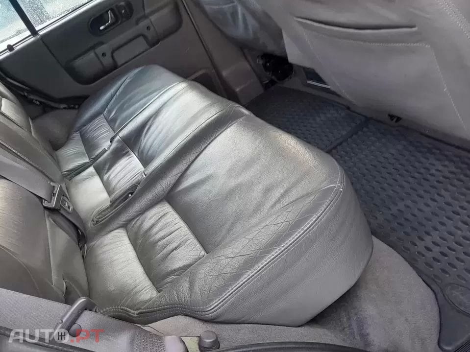 Land Rover Discovery 2.5 Td5 S