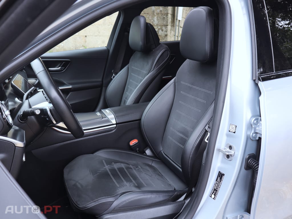 Mercedes-Benz C 300 e AMG Line