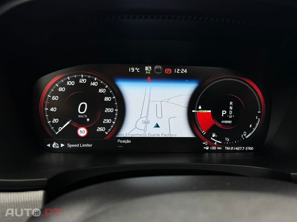 Volvo V90 2.0 T8 PHEV R-Design AWD