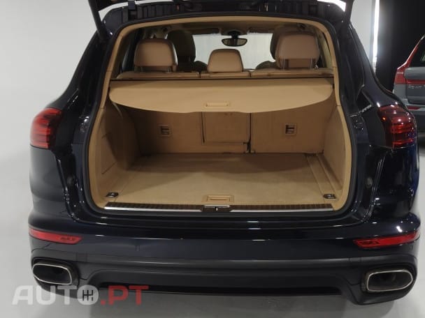 Porsche Cayenne Platinum Edition