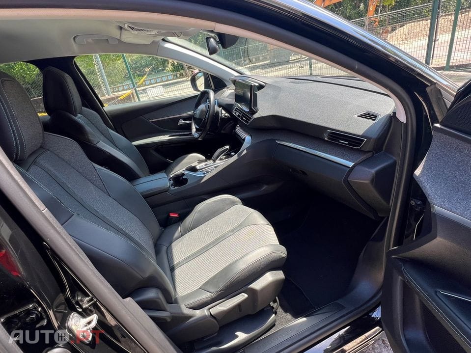 Peugeot 3008 1.5 BlueHDi GT Line J19