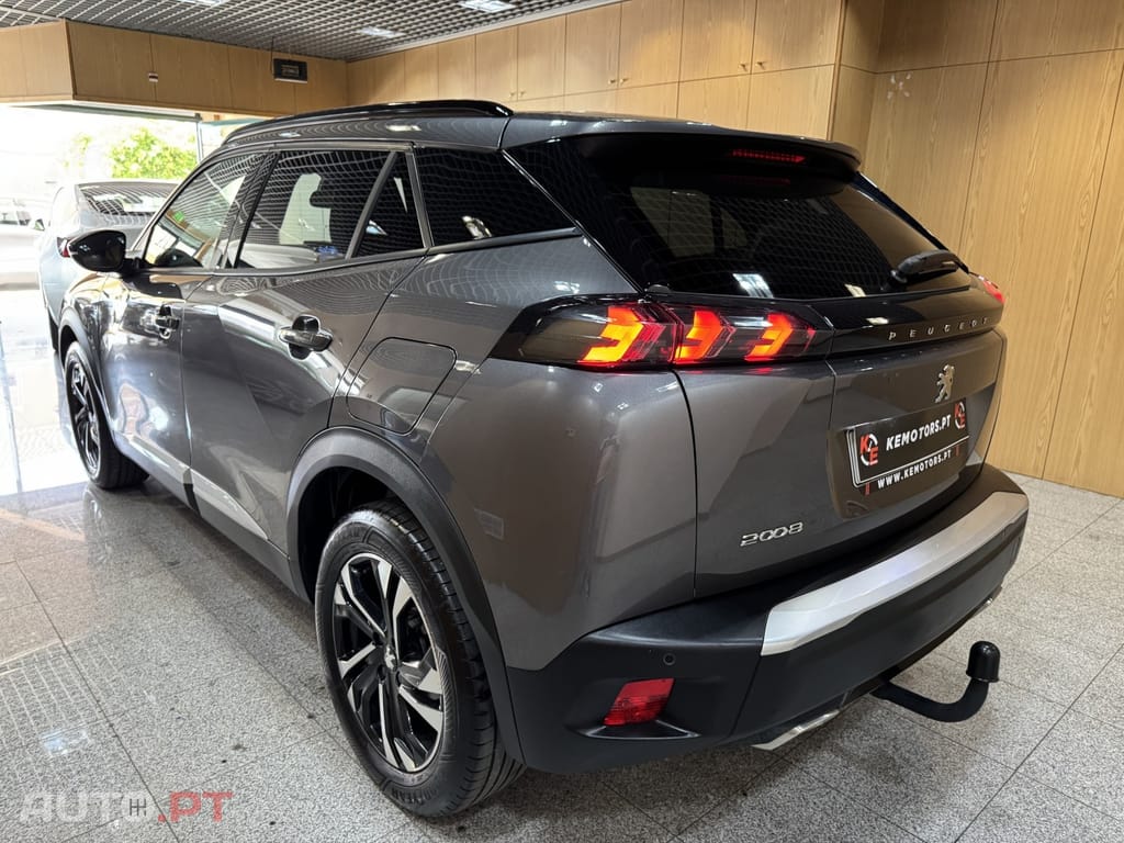 Peugeot 2008 1.2 PureTech Allure