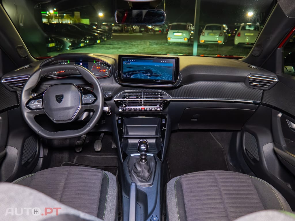 Peugeot 2008 1.2 PureTech Active Pack