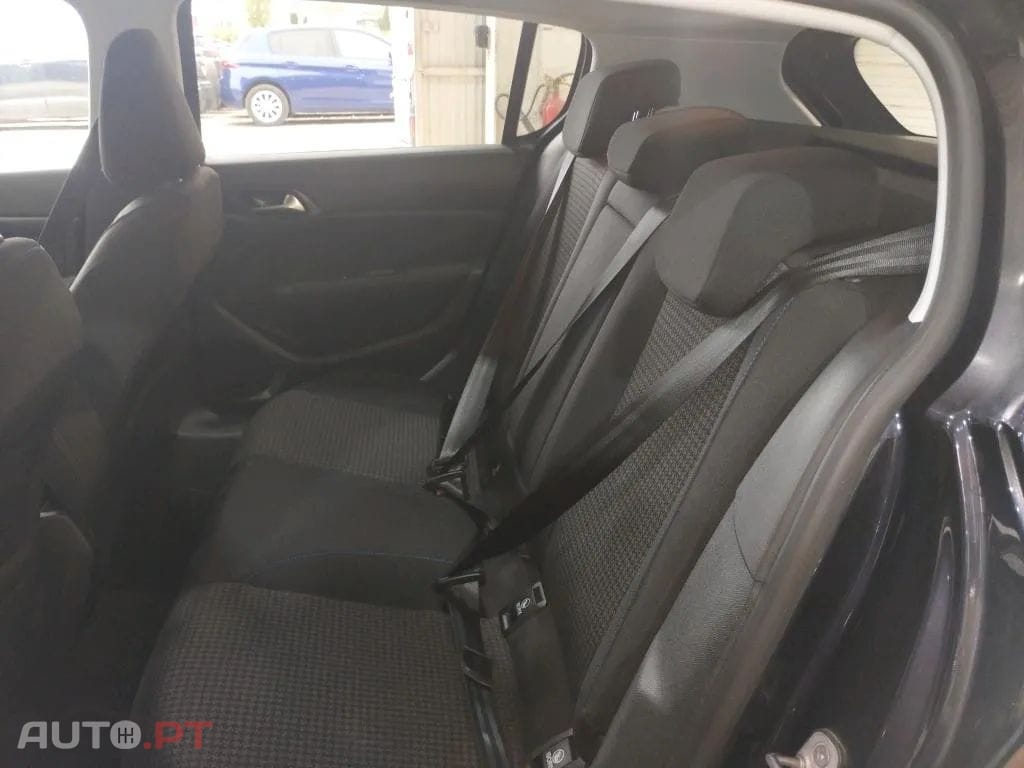 Peugeot 308 1.5 BlueHDi Style